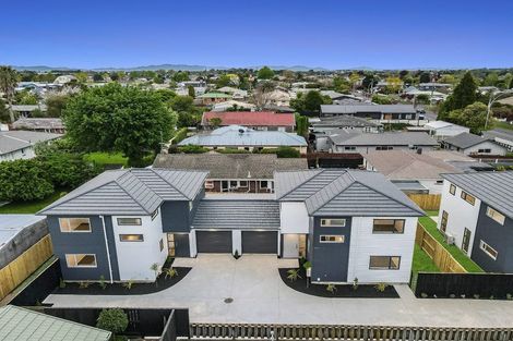 Photo of property in 1/17 Sandwich Road, Saint Andrews, Hamilton, 3200