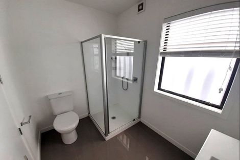 Photo of property in 4/50 Ocean View Road, Northcote, Auckland, 0627