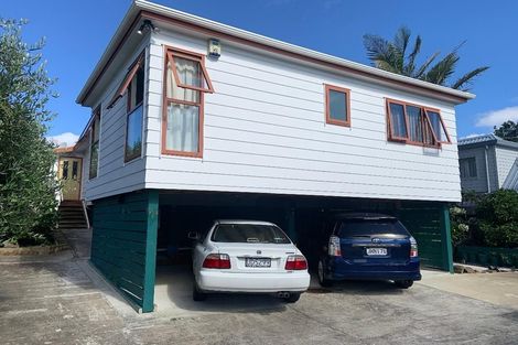 Photo of property in 902c Mount Eden Road, Three Kings, Auckland, 1024