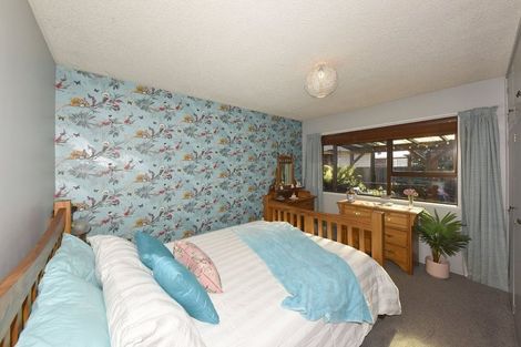 Photo of property in 2/82 Lincoln Road, Hillmorton, Christchurch, 8024