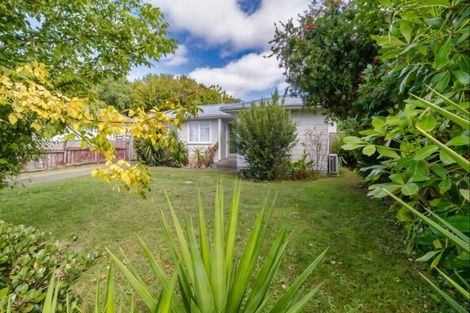 Photo of property in 74 Lipscombe Crescent, Havelock North, 4130