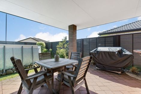 Photo of property in 1 Malta Crescent, Katikati, 3129