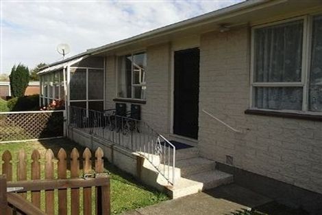 Photo of property in 3/113 Middlepark Road, Sockburn, Christchurch, 8042