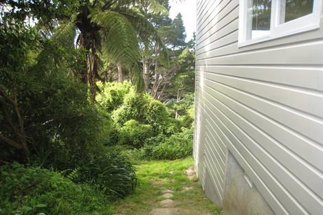 Photo of property in 49a Huntingdon Street, Northland, Wellington, 6012