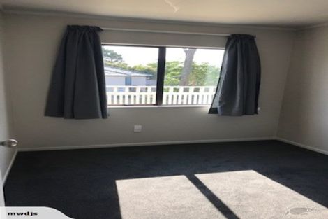 Photo of property in 1/56 Pooks Road, Ranui, Auckland, 0612