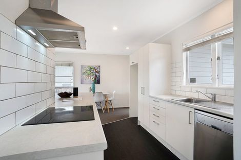 Photo of property in 11 Oriana Avenue, Lynfield, Auckland, 1042