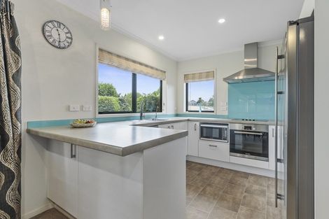 Photo of property in 14 Burmester Place, Morrinsville, 3300