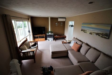 Photo of property in 9 Bain Place, Bucklands Beach, Auckland, 2014