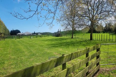 Photo of property in 42 Waitarere Beach Road, Waitarere, Levin, 5574