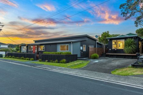 Photo of property in 2 Claude Road, Stanmore Bay, Whangaparaoa, 0932