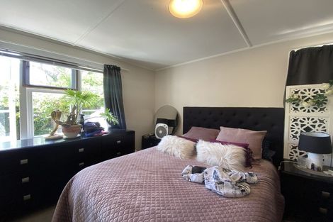 Photo of property in 27 Oxford Street, Picton, 7220