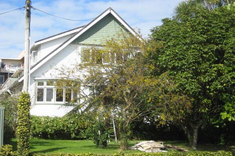Photo of property in 19 Breakwater Road, Moturoa, New Plymouth, 4310