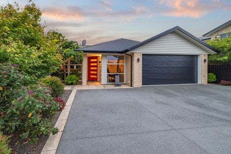 Photo of property in 11 Breton Close, Northwood, Christchurch, 8051
