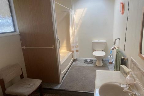 Photo of property in 4 Albert Street, Hawera, 4610