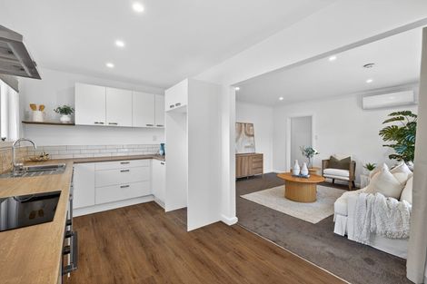 Photo of property in 2/64 Roberta Drive, Somerfield, Christchurch, 8024