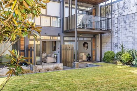 Photo of property in Vedado Apartments, 105/41 Hopper Street, Mount Cook, Wellington, 6011