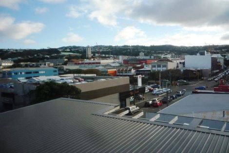 Photo of property in Chatsworth Flats, 7/23 Pirie Street, Mount Victoria, Wellington, 6011