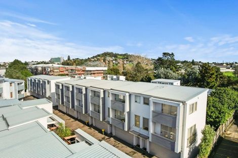Photo of property in 6/3 Wagener Place, Mount Albert, Auckland, 1025