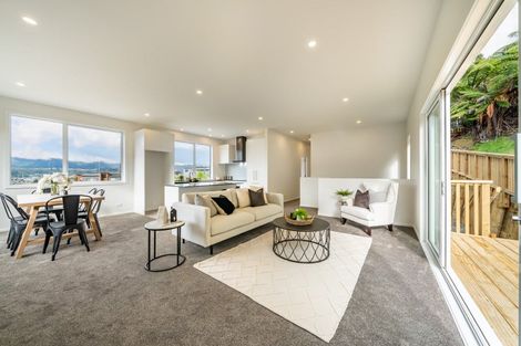 Photo of property in 64 Riverstone Drive, Riverstone Terraces, Upper Hutt, 5018