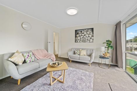 Photo of property in 74 Hampshire Street, Cannons Creek, Porirua, 5024