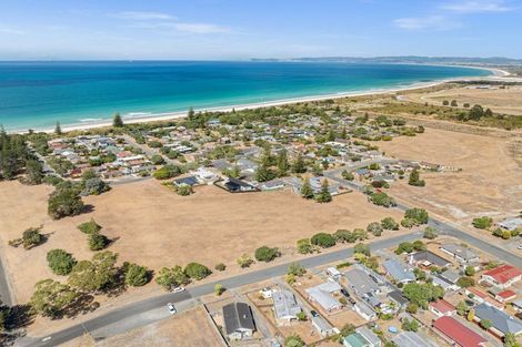 Photo of property in 4 Te One Street, Ruakaka, 0116