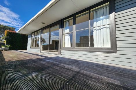 Photo of property in 48 Scott Avenue, Mangere Bridge, Auckland, 2022