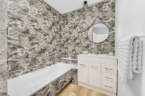 Photo of property in 1/42 Bentley Avenue, Glenfield, Auckland, 0629