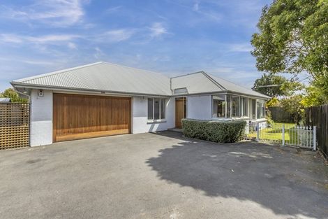 Photo of property in 169 Grimseys Road, Redwood, Christchurch, 8051