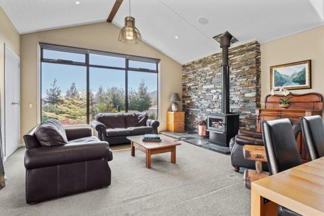 Photo of property in 8 Orford Drive, Jacks Point, Queenstown, 9371