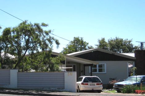 Photo of property in 30 Kokiri Street, Te Atatu South, Auckland, 0610