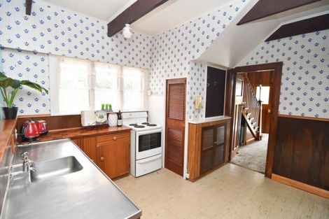 Photo of property in 98 Brandon Street, Featherston, 5710