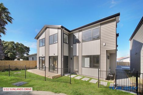 Photo of property in 3/32 Sunlands Drive, Manurewa, Auckland, 2102