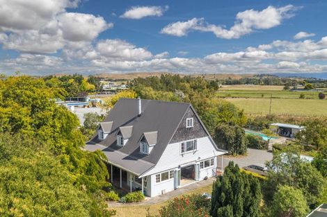 Photo of property in 11 Cook Street, Waipukurau, 4200