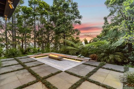 Photo of property in 34 Arapito Road, Titirangi, Auckland, 0604