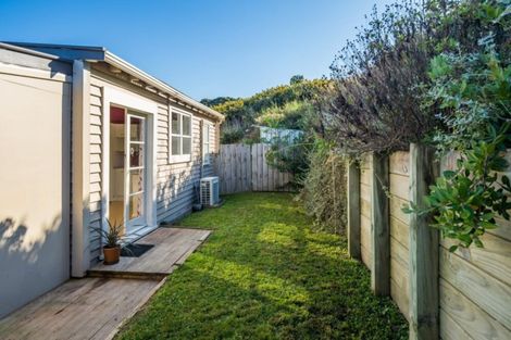 Photo of property in 12 Owhiti Street, Titahi Bay, Porirua, 5022