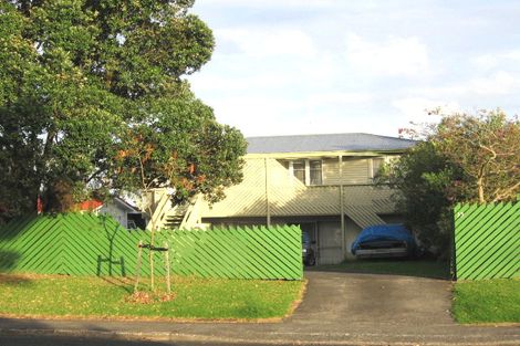 Photo of property in 35a Roberts Road, Te Atatu South, Auckland, 0610