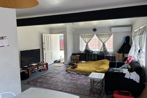 Photo of property in 1/59 Archibald Road, Kelston, Auckland, 0602