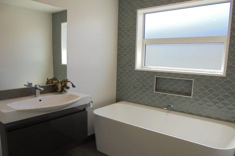 Photo of property in 6 John Raven Lane, Woodend, 7610