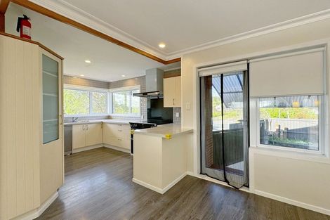 Photo of property in 273 Henderson Valley Road, Henderson, Auckland, 0612