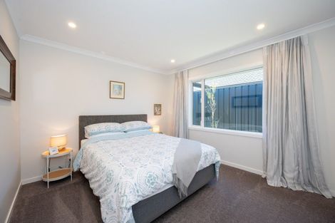 Photo of property in 7d Whakatomo Place, Havelock North, 4130