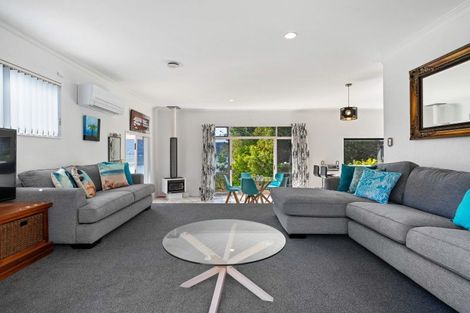 Photo of property in 135b Durrant Drive, Whangamata, 3620