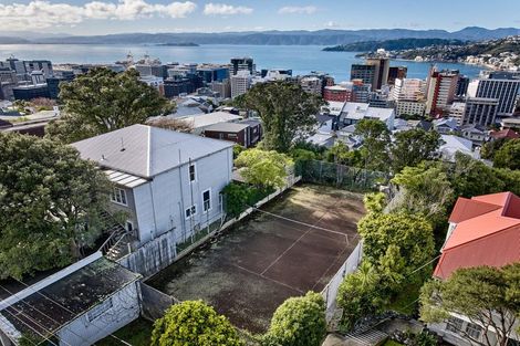 Photo of property in 35 Salamanca Road, Kelburn, Wellington, 6012