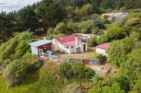 Photo of property in 67 Shag Point Road, Shag Point, Palmerston, 9482