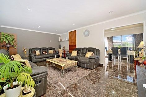 Photo of property in 4 Regent Street, Papatoetoe, Auckland, 2025