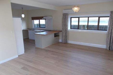 Photo of property in 343 Estuary Road, South New Brighton, Christchurch, 8062