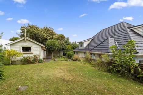 Photo of property in 28 Handyside Street, Tawa, Wellington, 5028