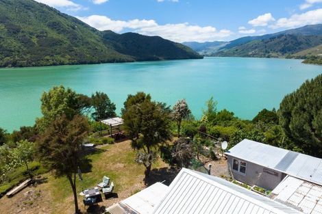 Photo of property in 579 Queen Charlotte Drive, Havelock, 7281