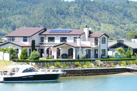 Photo of property in 31 Aquila Drive, Whitianga, 3510