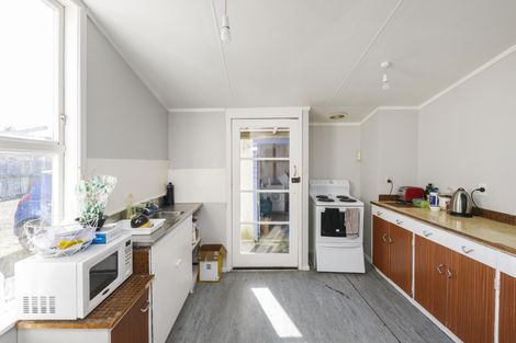 Photo of property in 33 Ada Street, Hokowhitu, Palmerston North, 4410