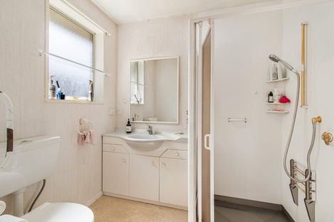 Photo of property in 1/5 Cottesmore Close, Burnside, Christchurch, 8053